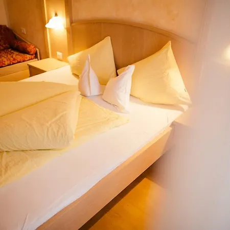 Sonnegg Hotel 3*